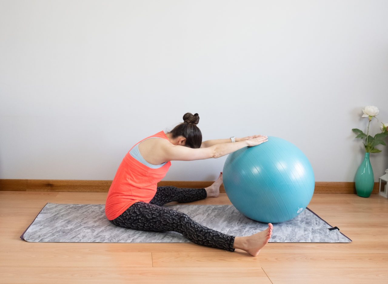 Using the gym ball in pregnancy Freshly Centered